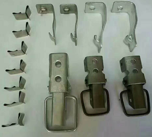 電纜橋架伸縮節在電纜橋架廠安裝時有什么用呢？